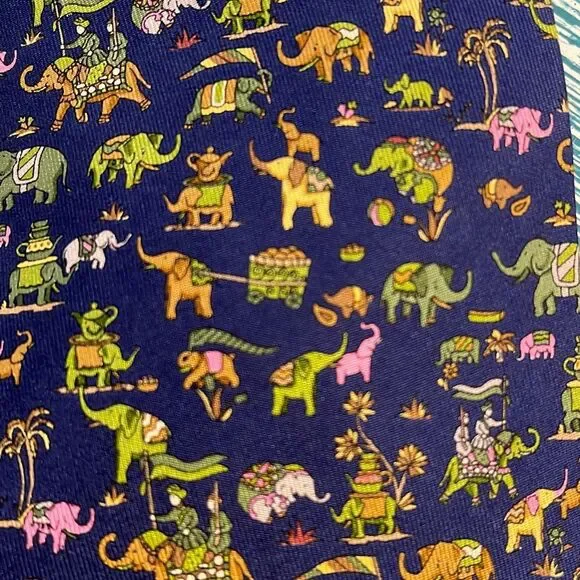 Salvatore Ferragamo Blue Elephant Silk Tie - Picture 7 of 7